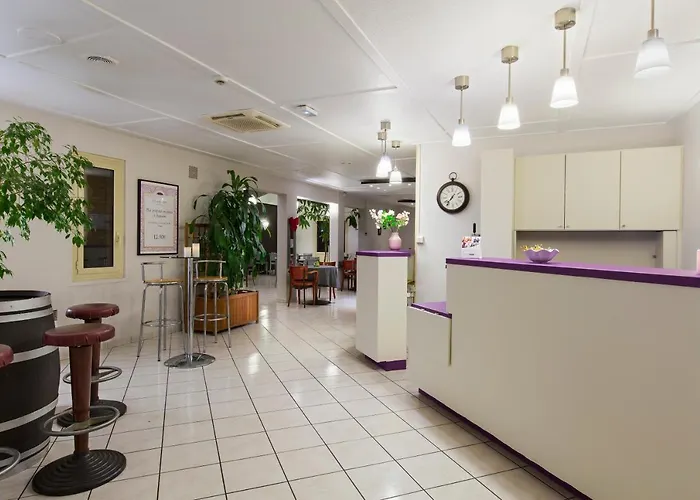 Comfort Grenoble 3*