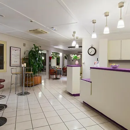Comfort Grenoble 3*