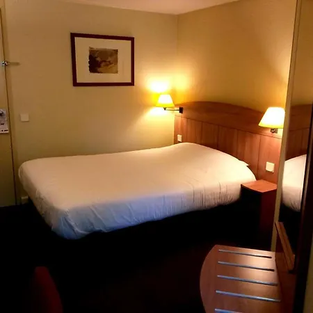 Hotell Comfort Grenoble 3*