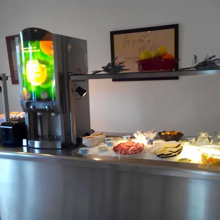 Hotell Comfort Grenoble Meylan