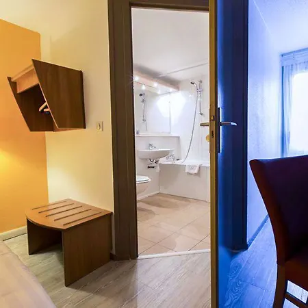 Hotell Comfort Grenoble