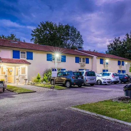 Hotell Comfort Grenoble 3*